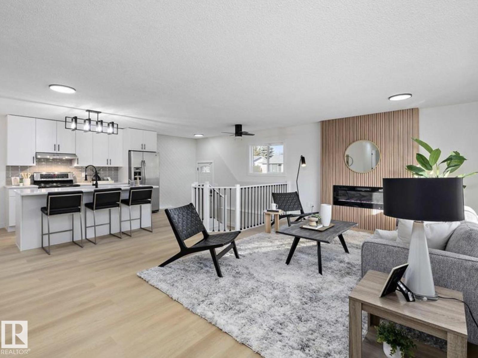 14736 122 ST NW - 5