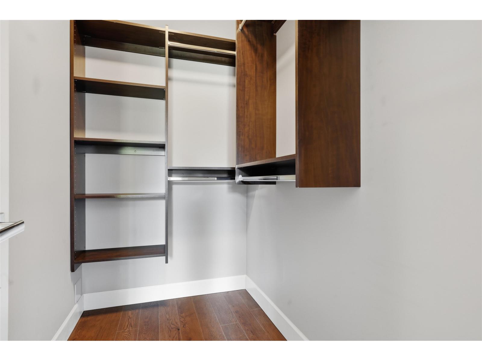 214 15195 36 AVENUE, Surrey