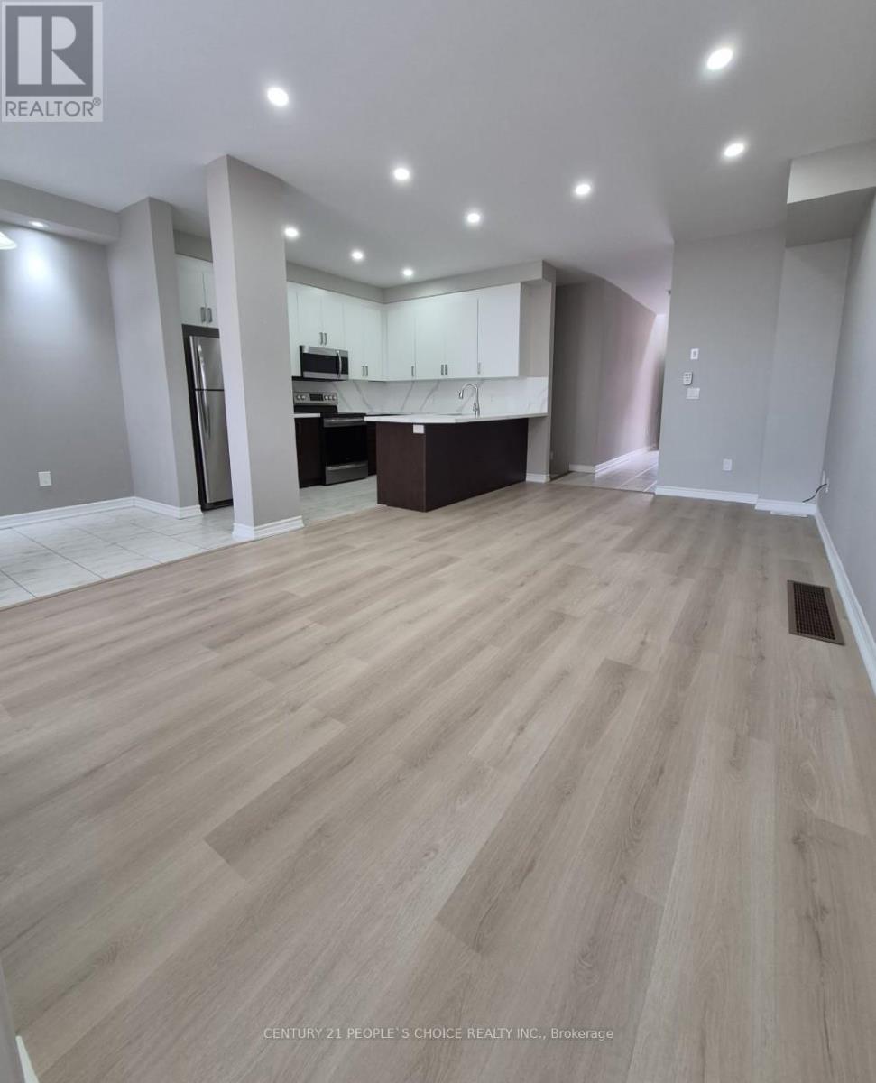 5 GREGORY AVENUE - 18