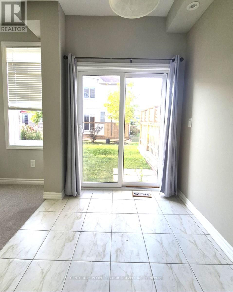5 GREGORY AVENUE - 36