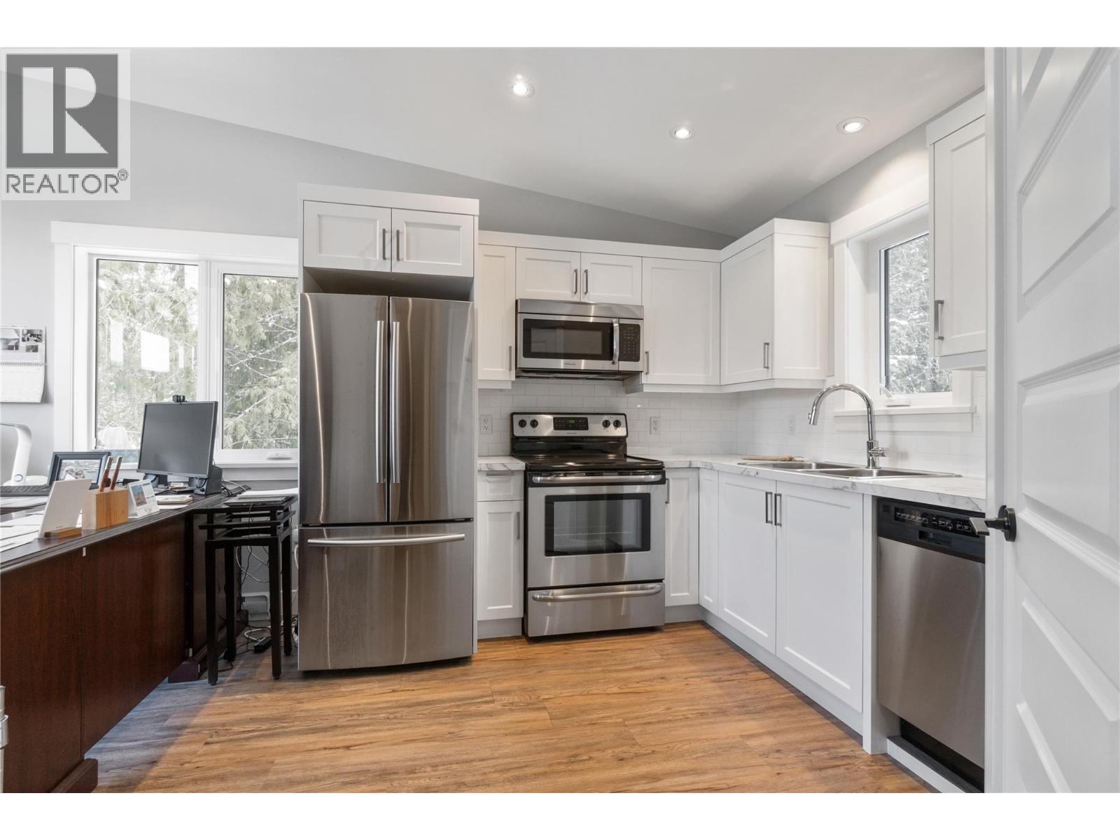 4125 Eagle Bay Road - 42