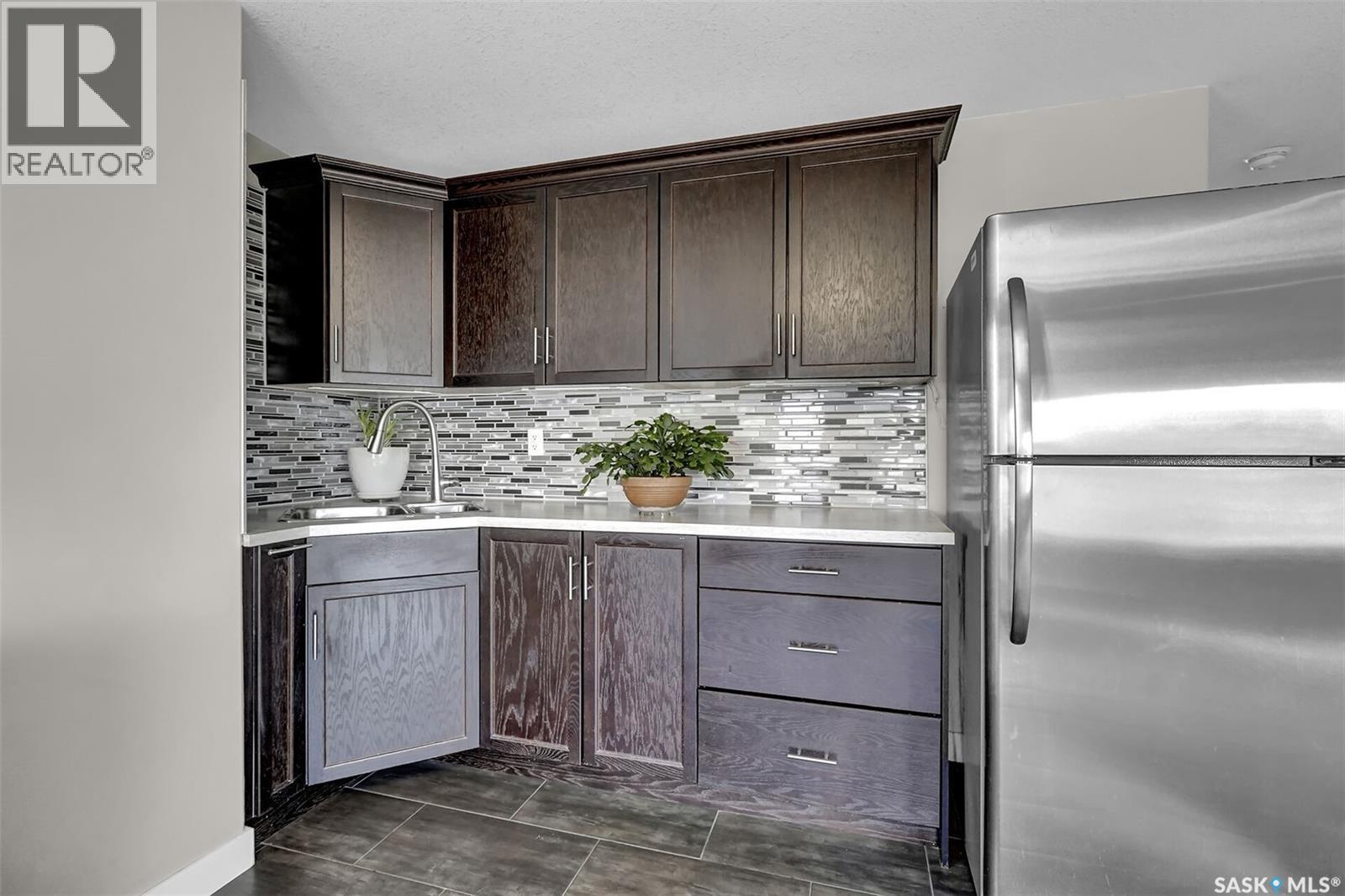 4337 ALBULET DRIVE - 25