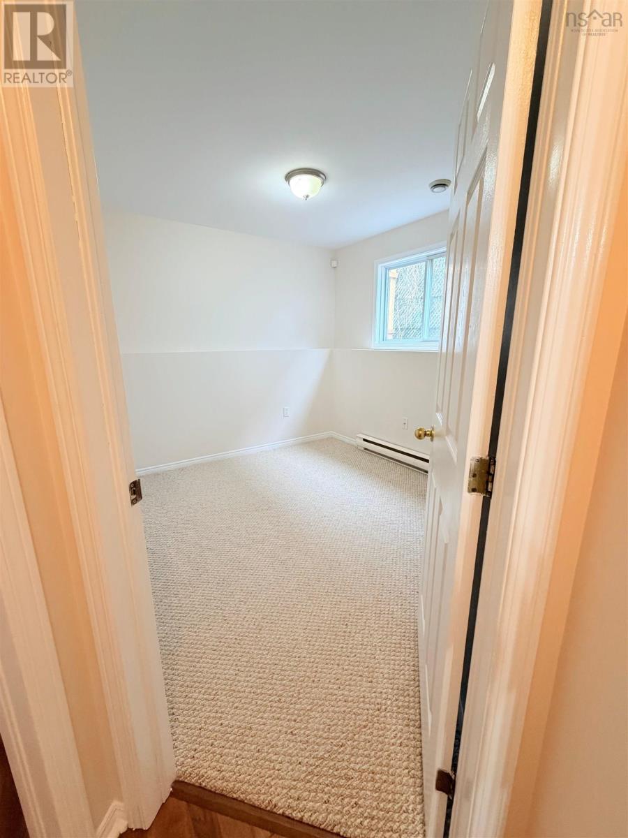 Property 2 of 22 of 102 Abrams