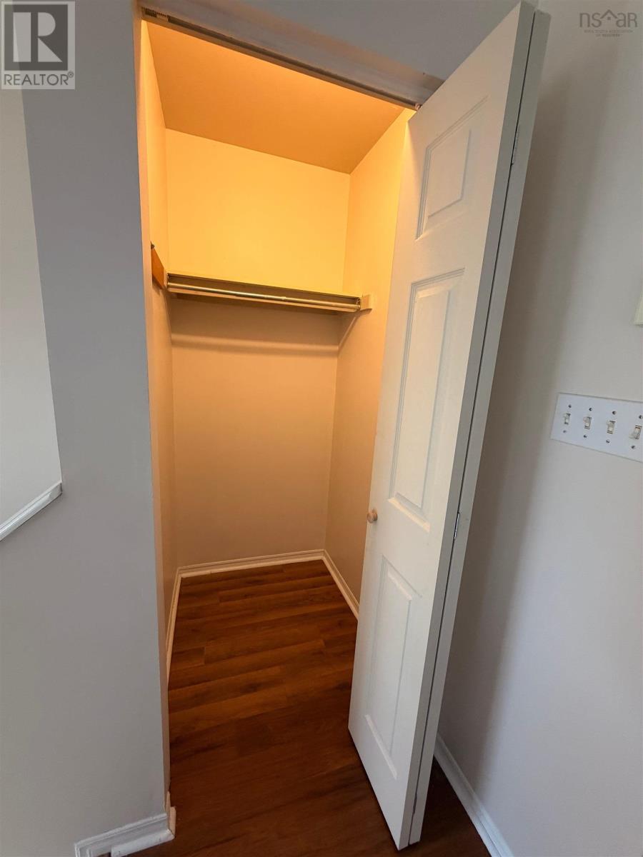 Property 3 of 22 of 102 Abrams