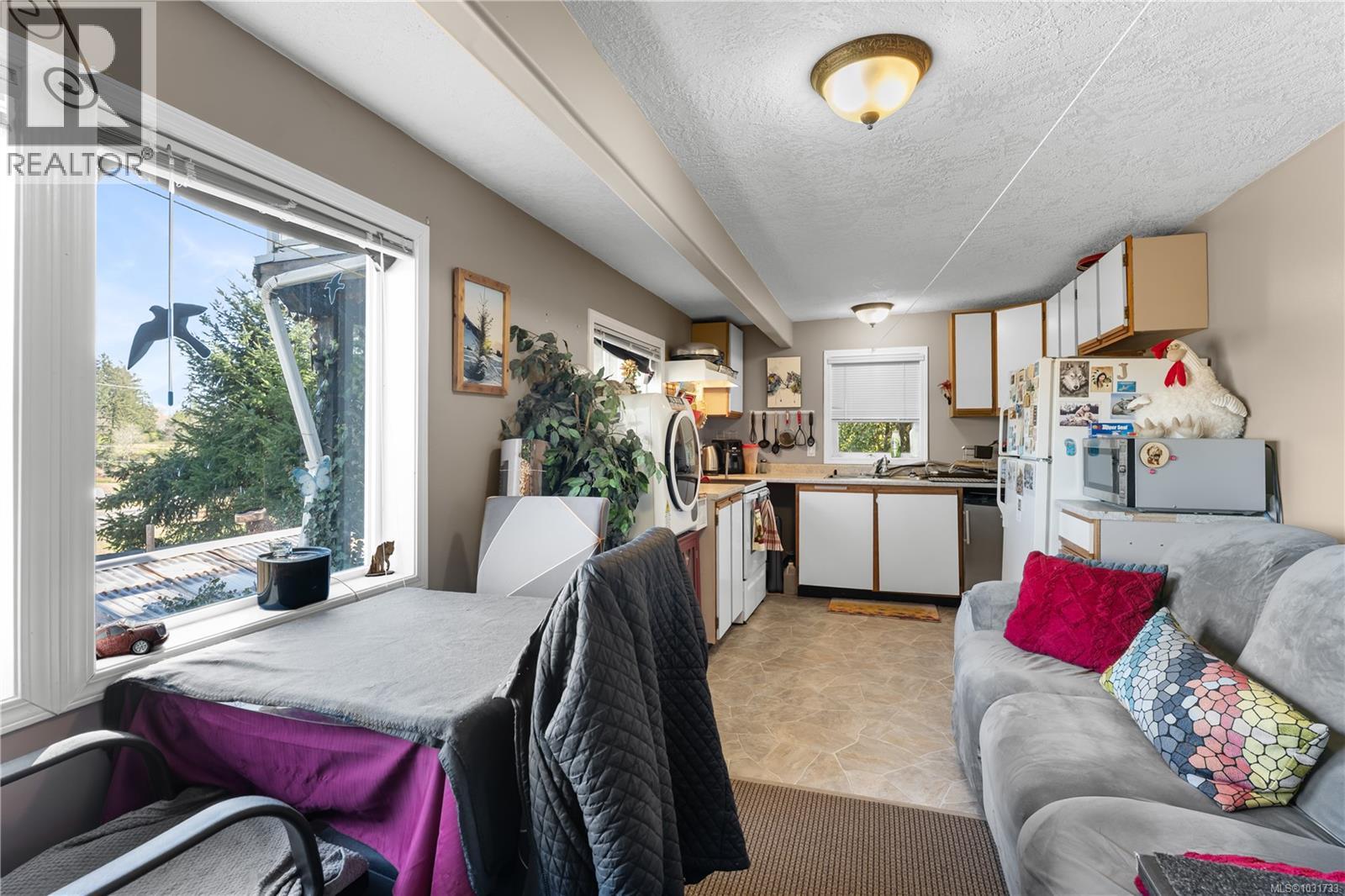 2028 Cathers Dr - 25