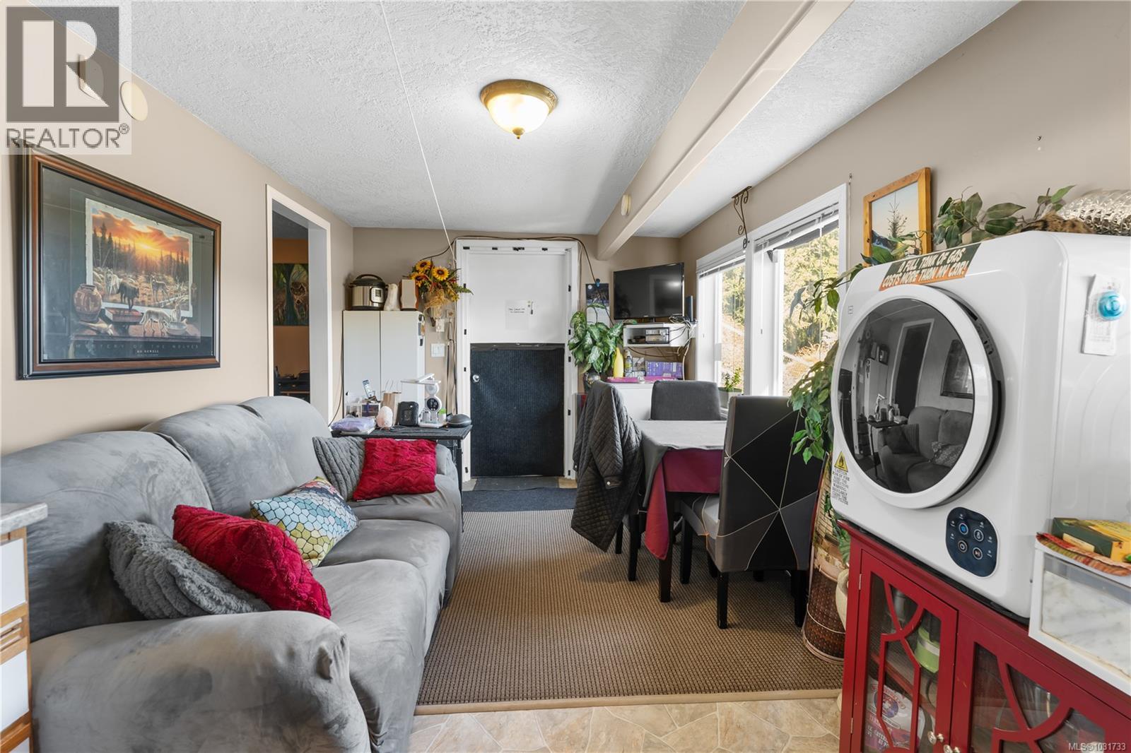 2028 Cathers Dr - 27