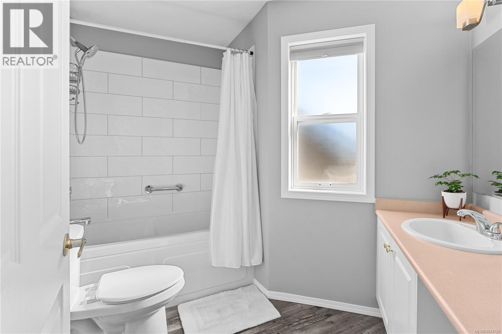 #212 1150 WALKEM RD - 18