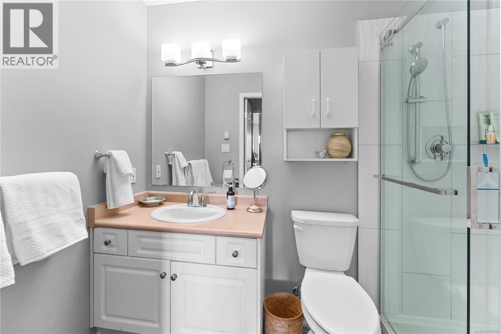 #212 1150 WALKEM RD - 23