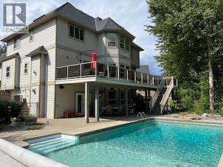 5037 Treadgold Court, Kelowna