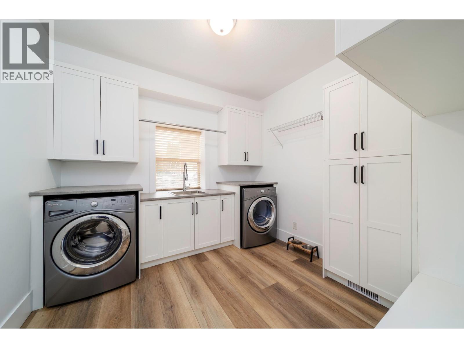 5037 Treadgold Court, Kelowna