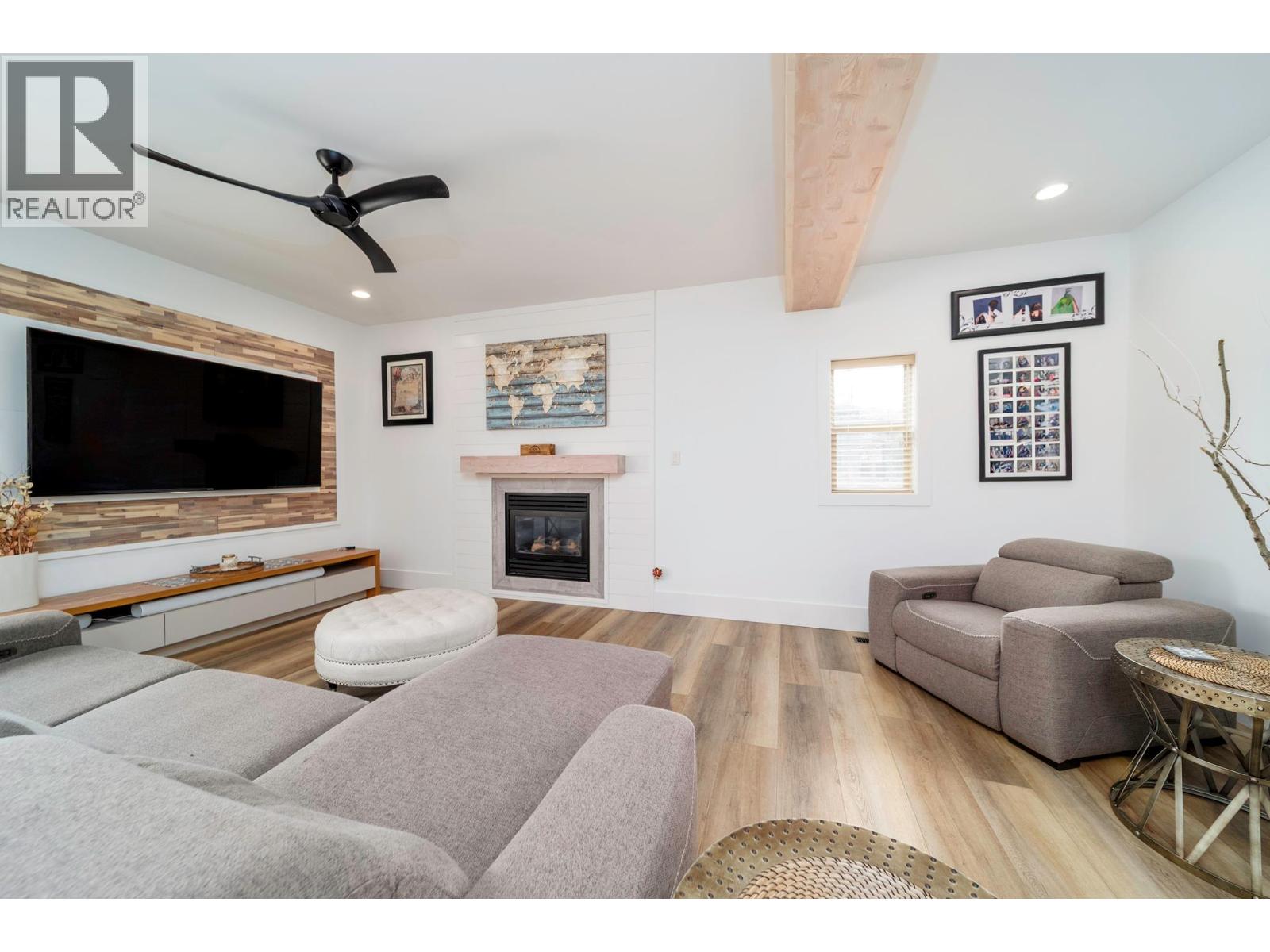 5037 Treadgold Court, Kelowna