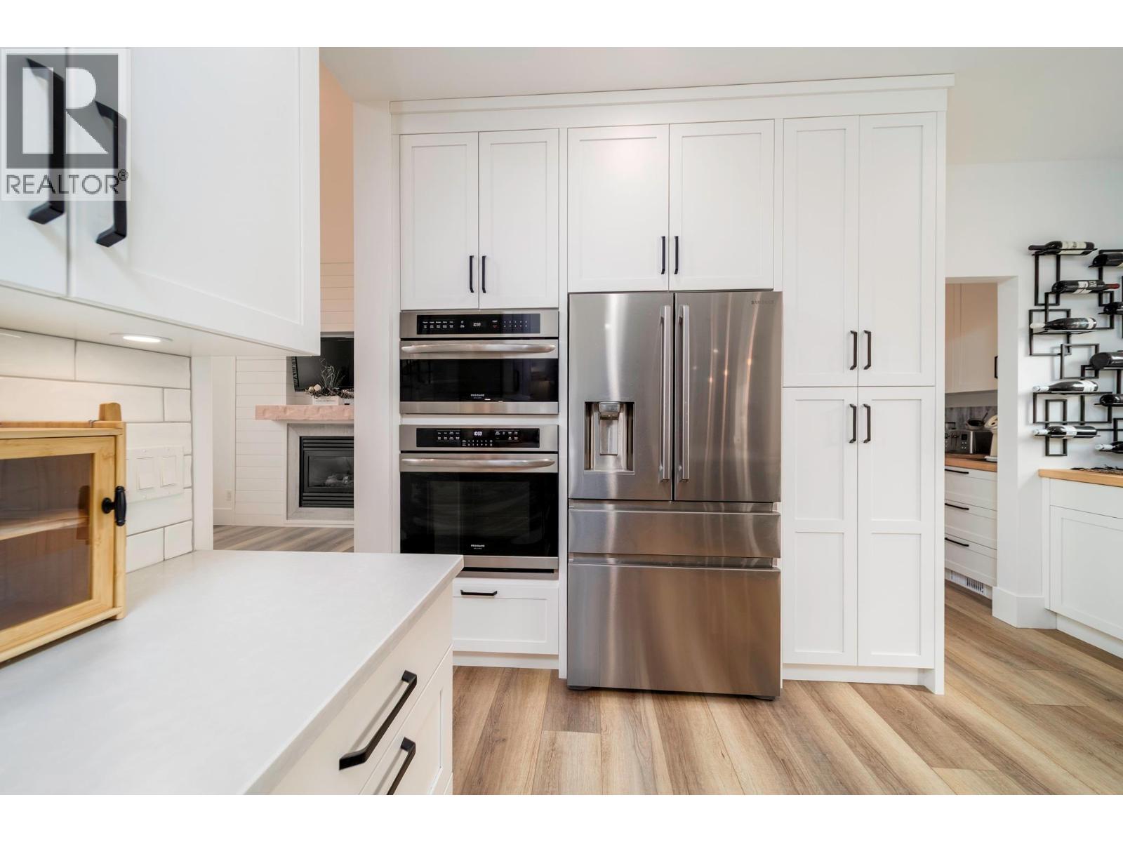 5037 Treadgold Court, Kelowna