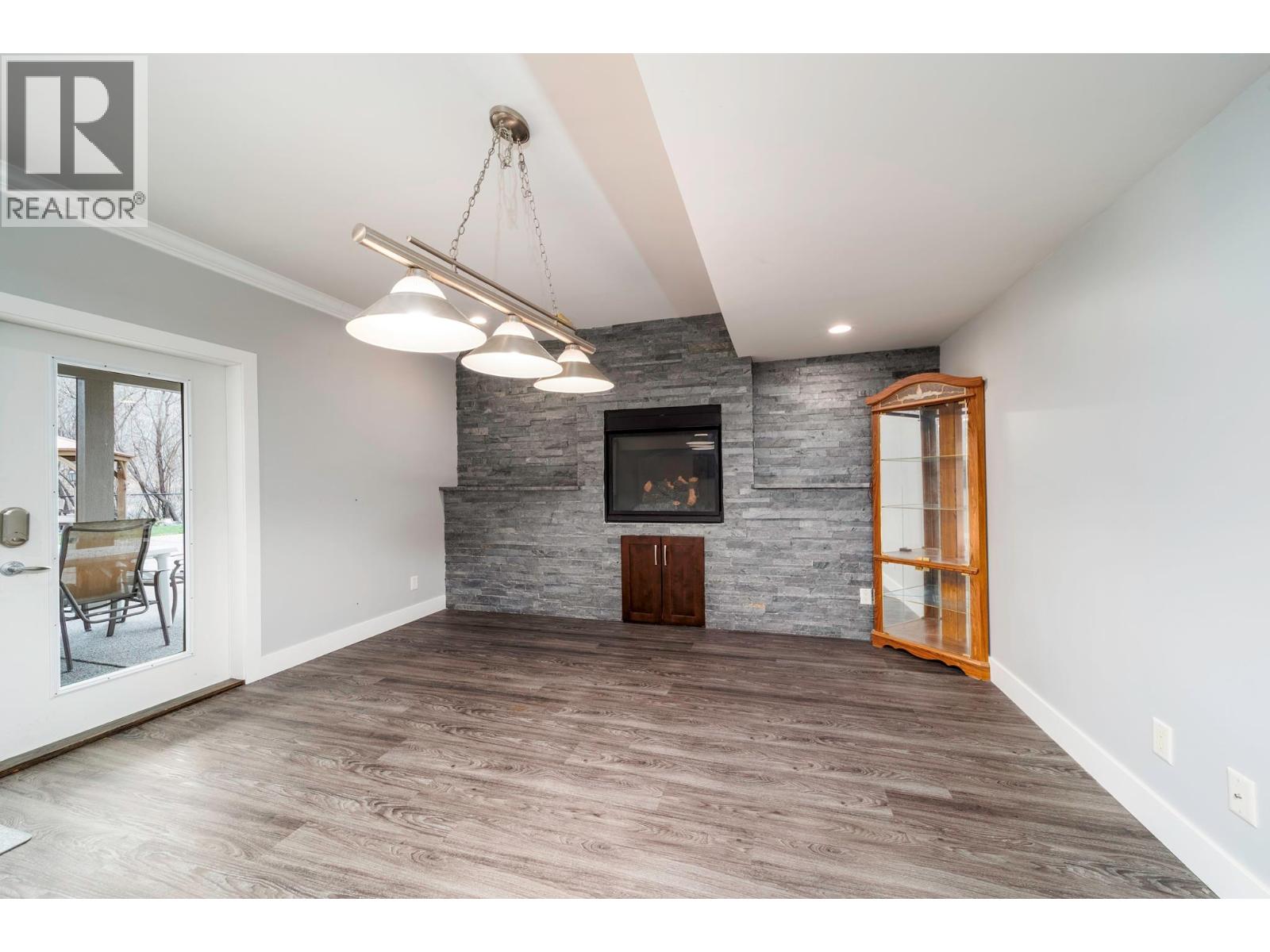 5037 Treadgold Court, Kelowna