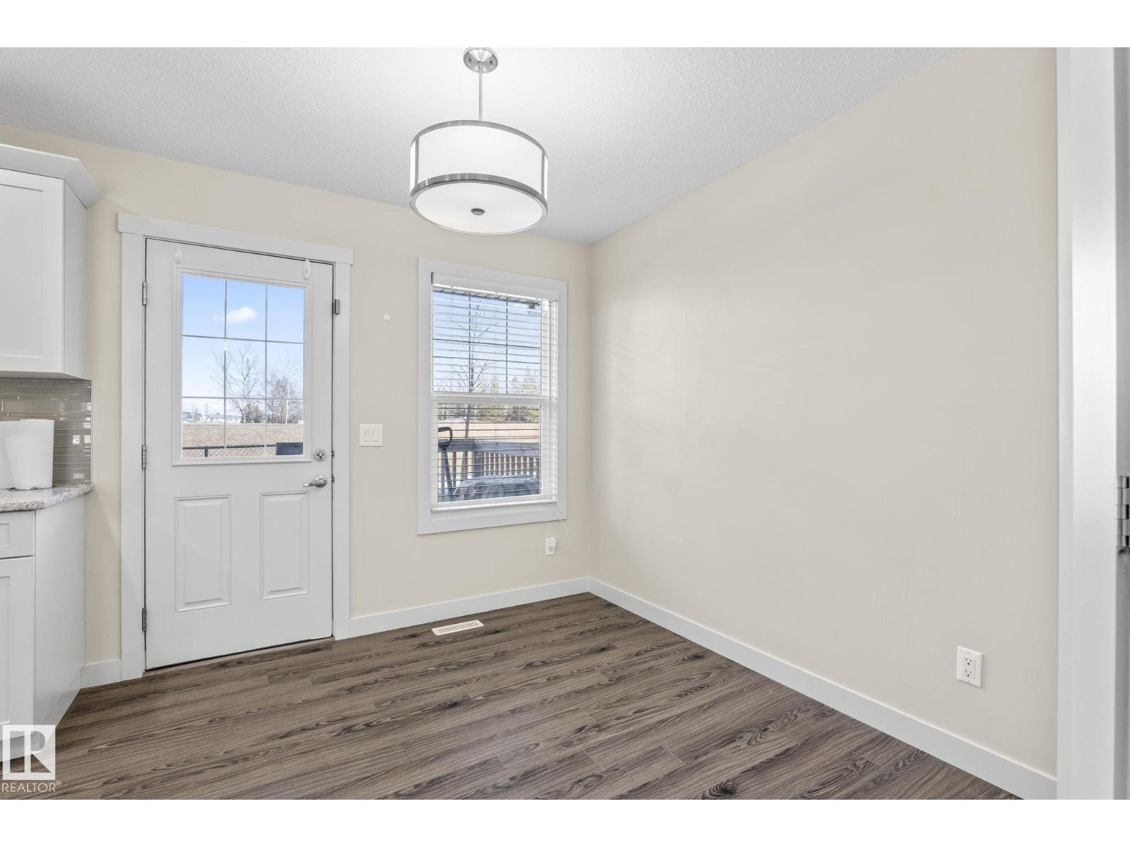 #24 4205 30 ST NW, Edmonton