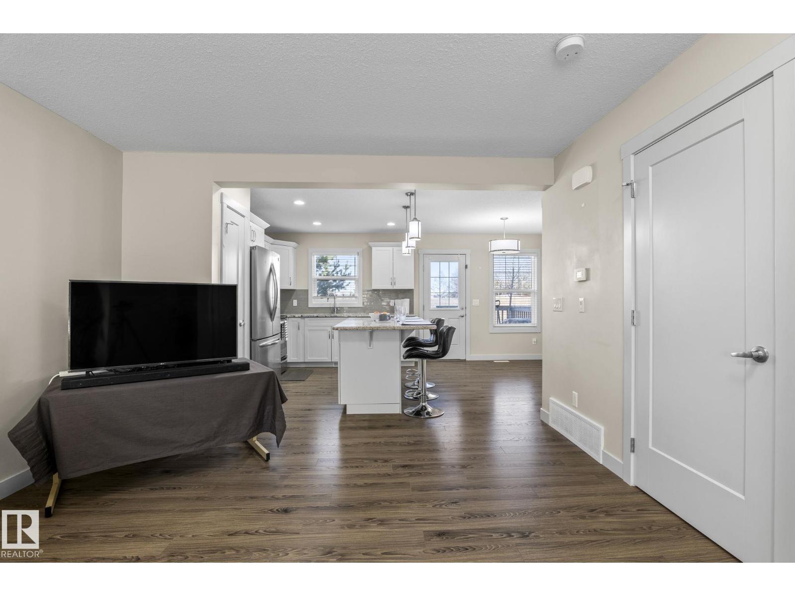 #24 4205 30 ST NW, Edmonton