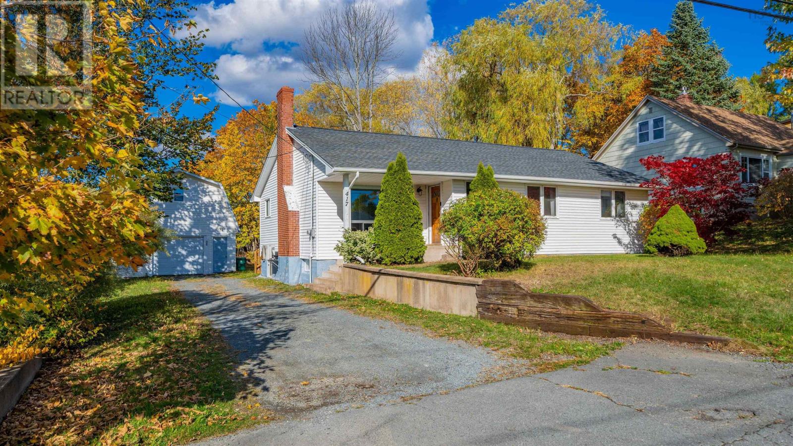 Property 2 of 42 of 417 Wilson Street