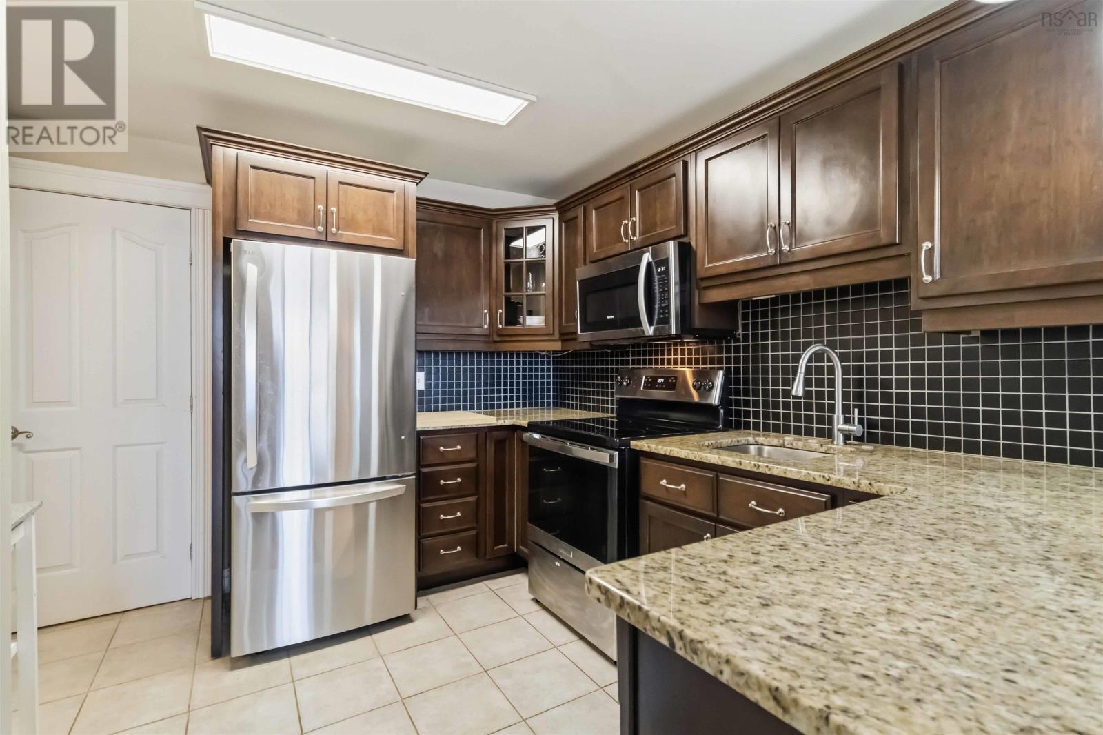 Property 17 of 45 of 1601 6369 Coburg Road