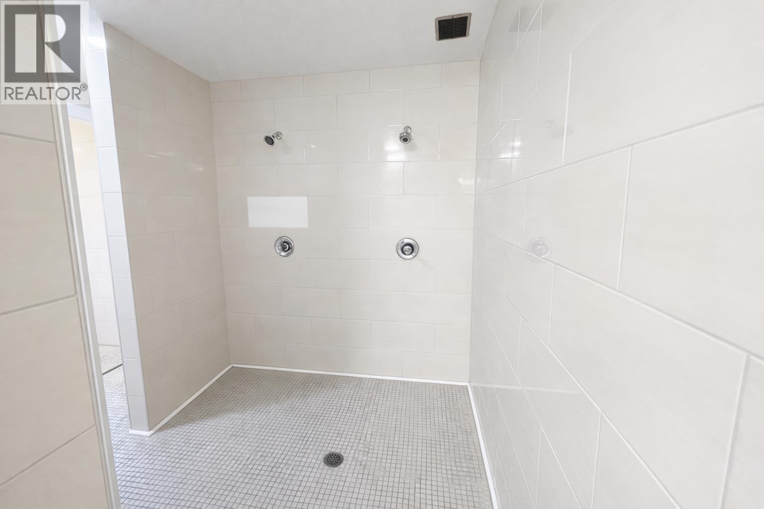 438 CARLSEN PLACE, Port Moody