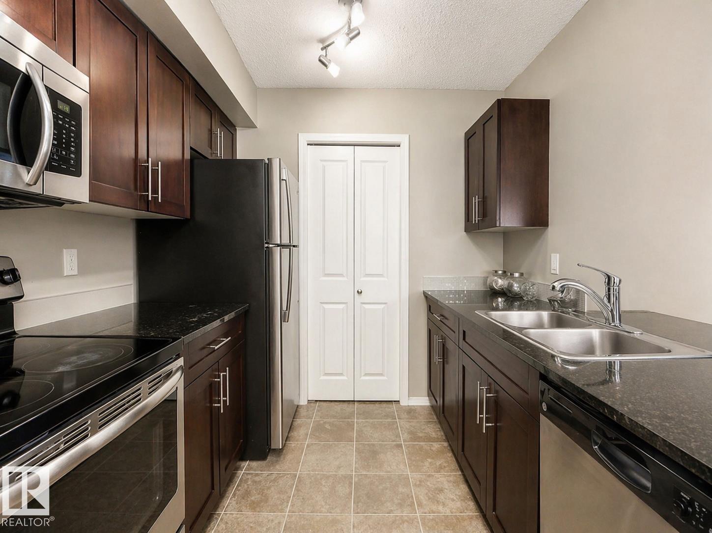 209 107, watt commom SW, Edmonton