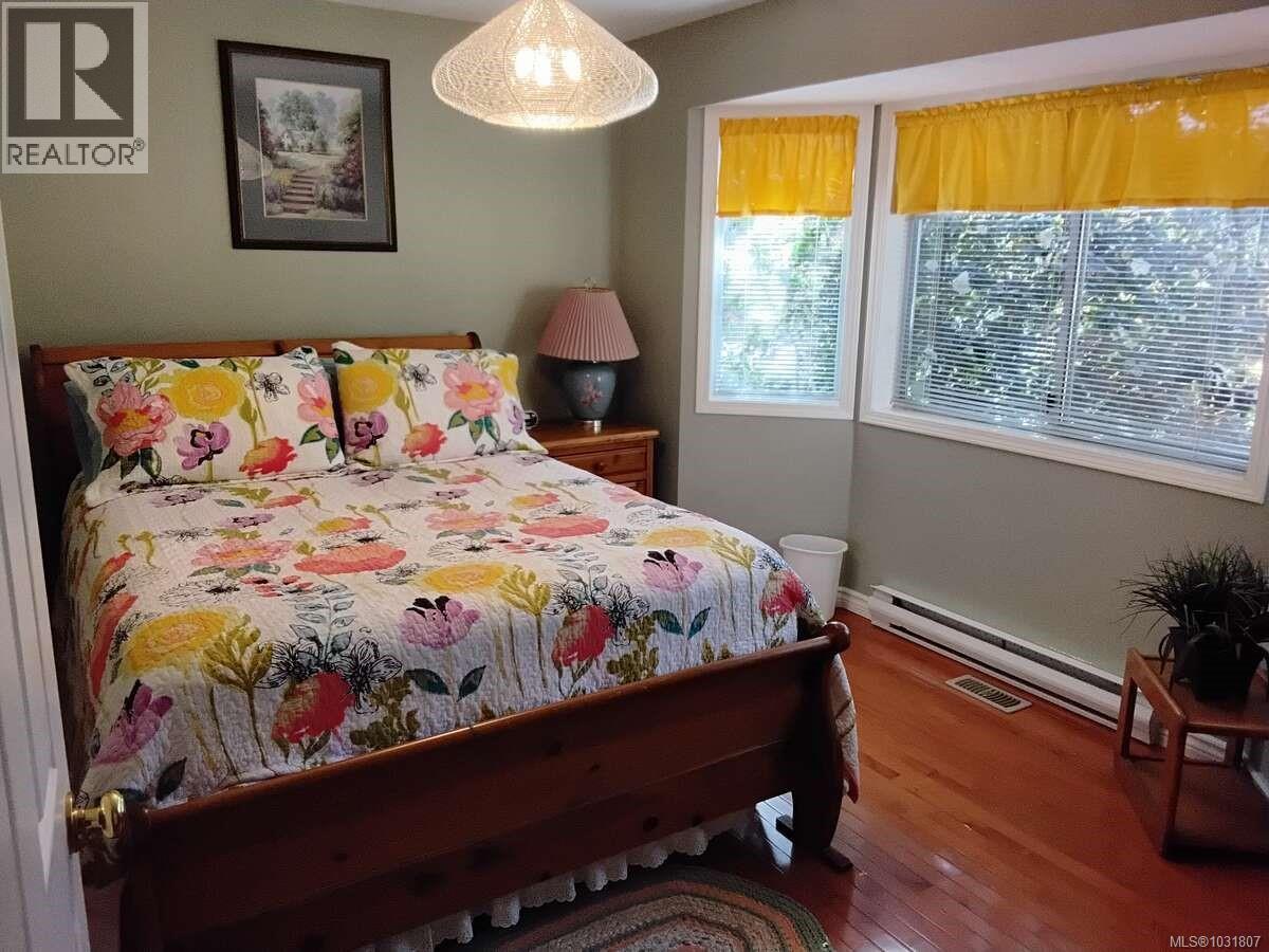 4759 YELLOW POINT RD - 21