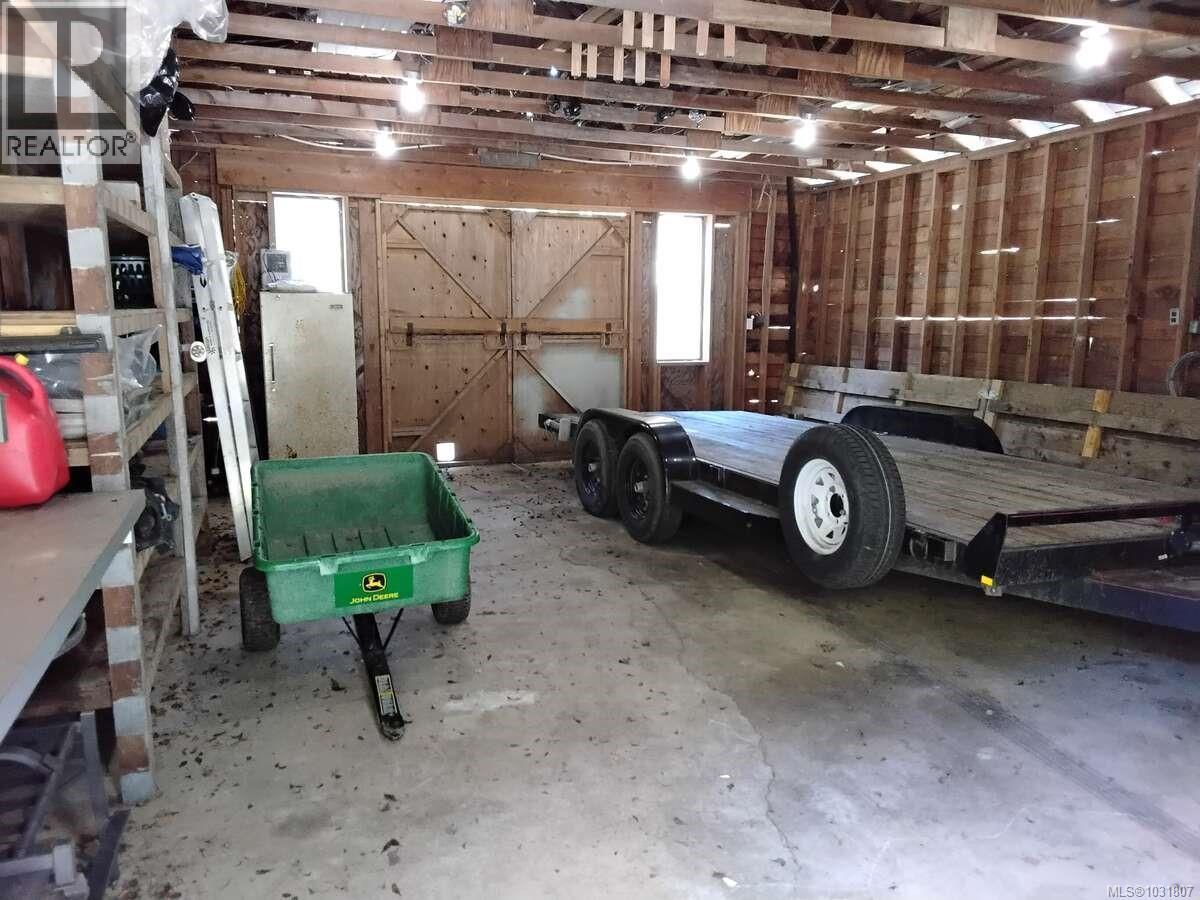 4759 YELLOW POINT RD - 28