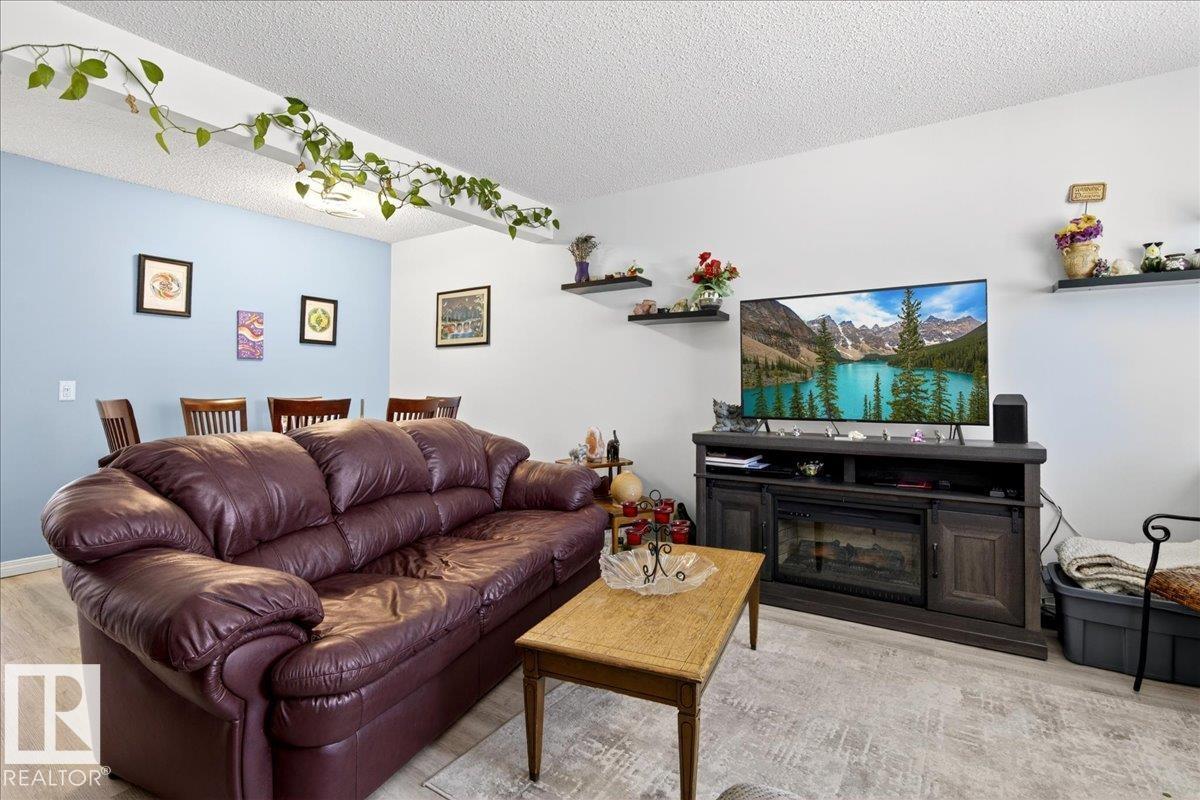 #3 18010 98 AV NW, Edmonton