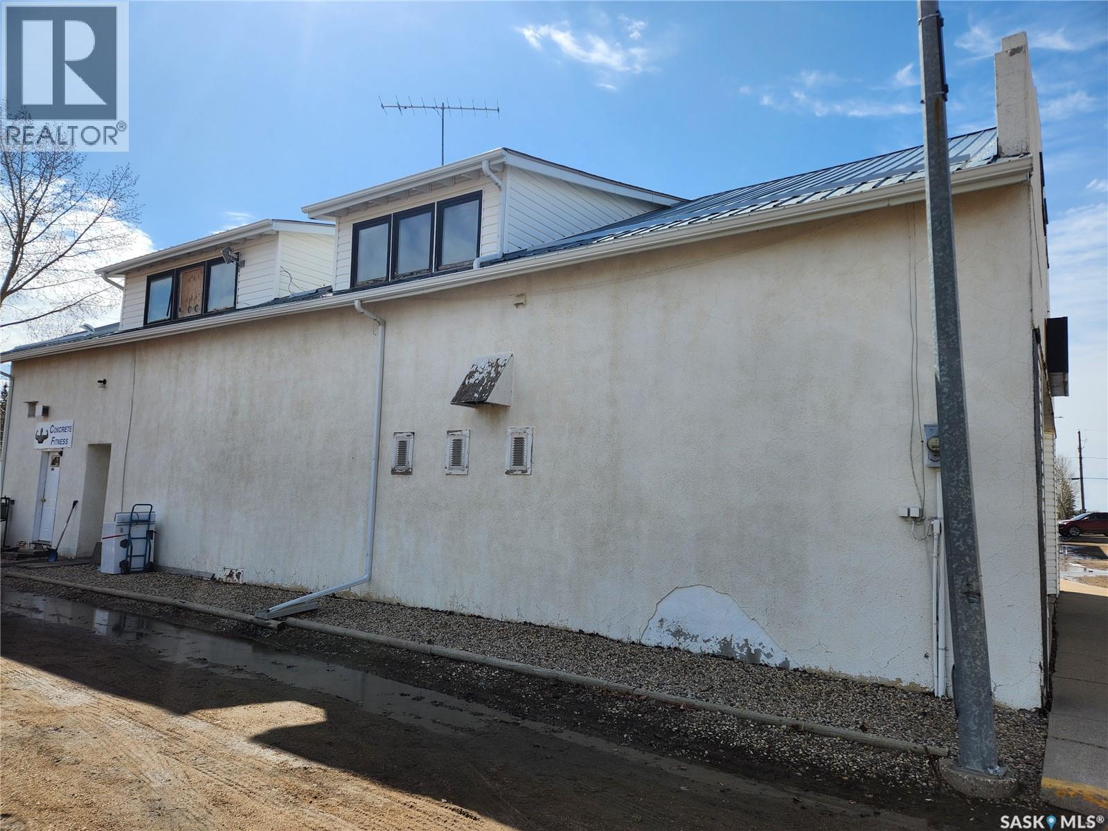 705 MAIN STREET - 43