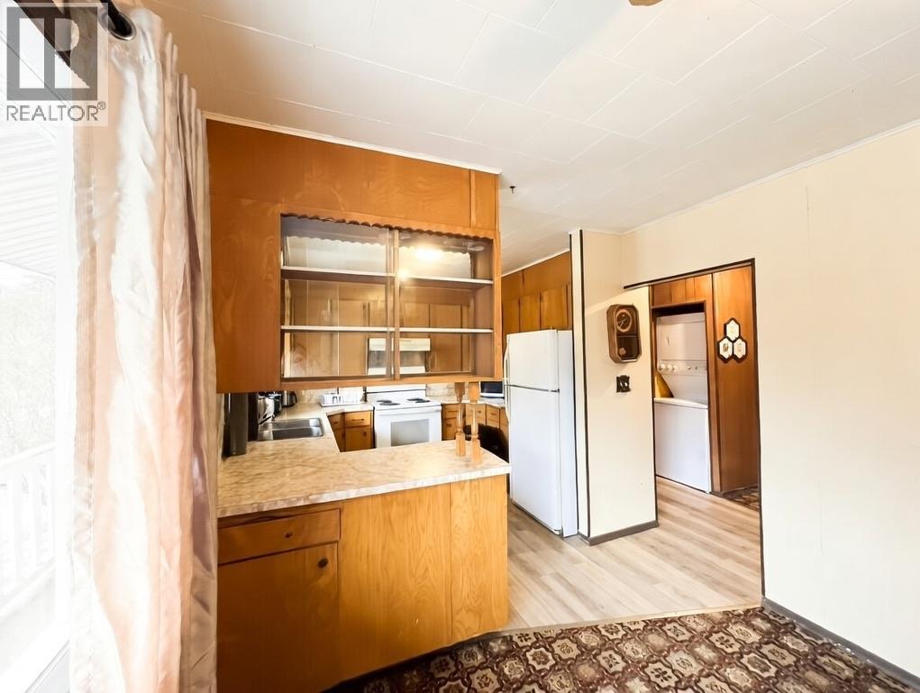 2612 SILVER KING ROAD - 5