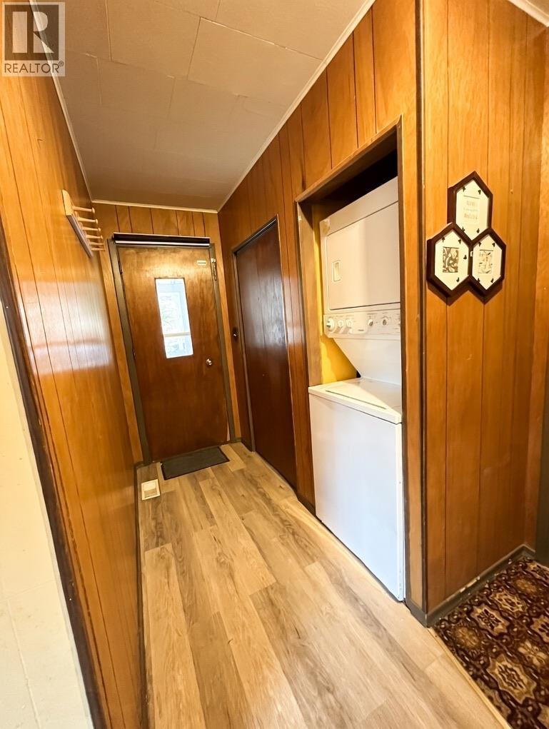 2612 SILVER KING ROAD - 8