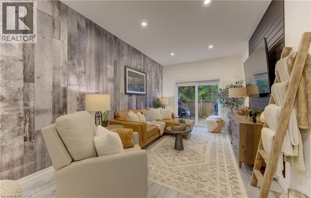 530 LAMPMAN PLACE - 13