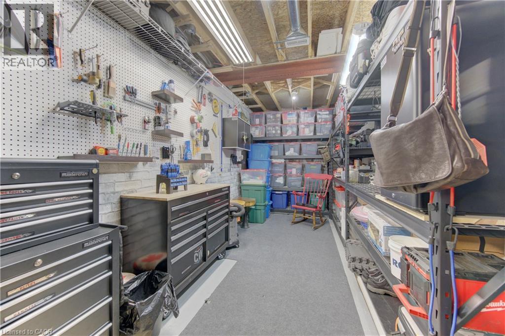 530 LAMPMAN PLACE - 29