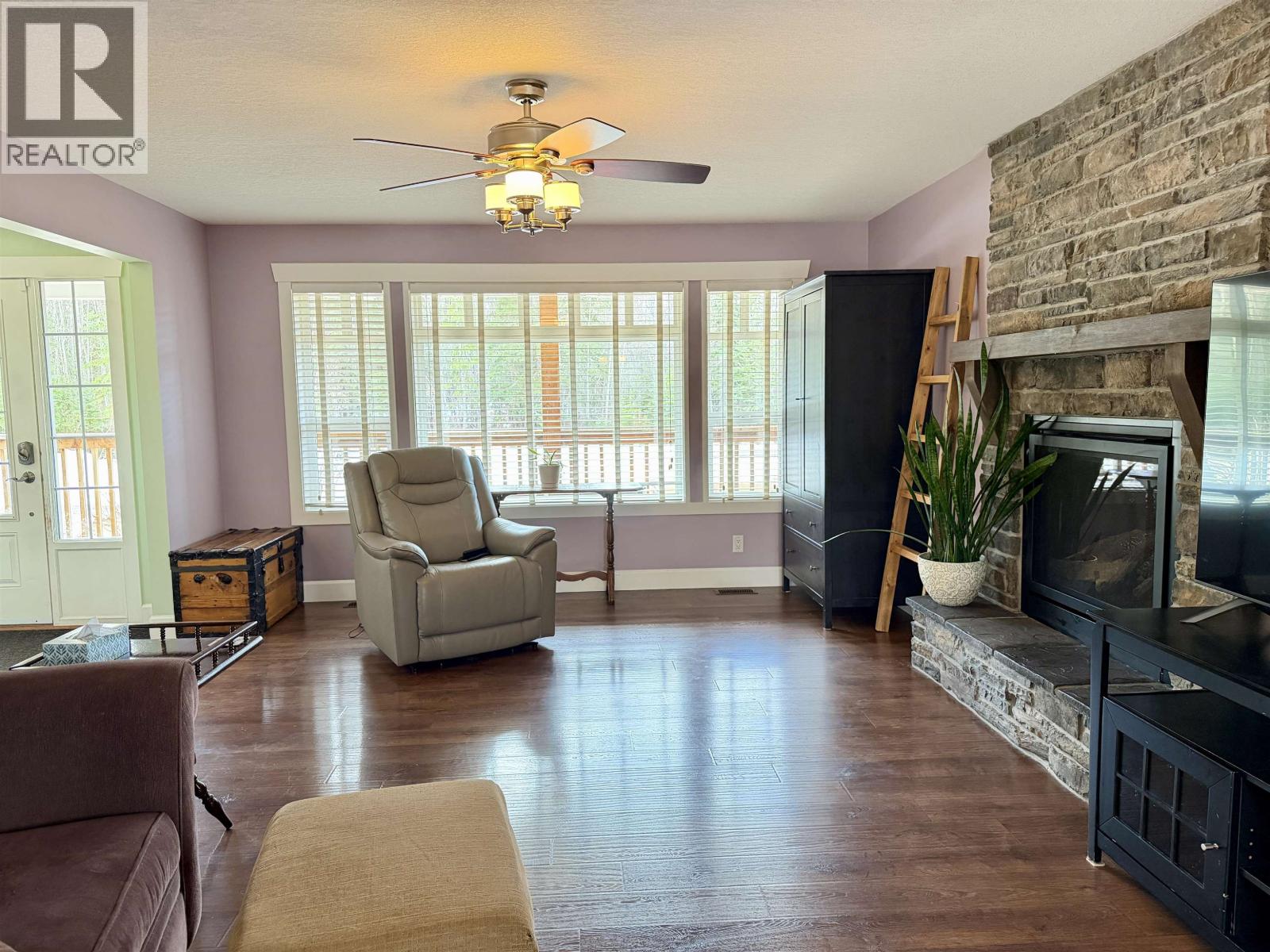 1522 ALDER AVENUE - 11