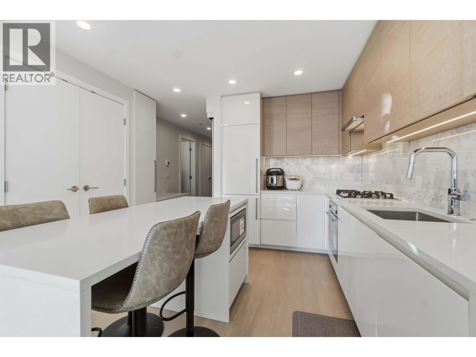 2710 2108 GILMORE AVENUE, Burnaby