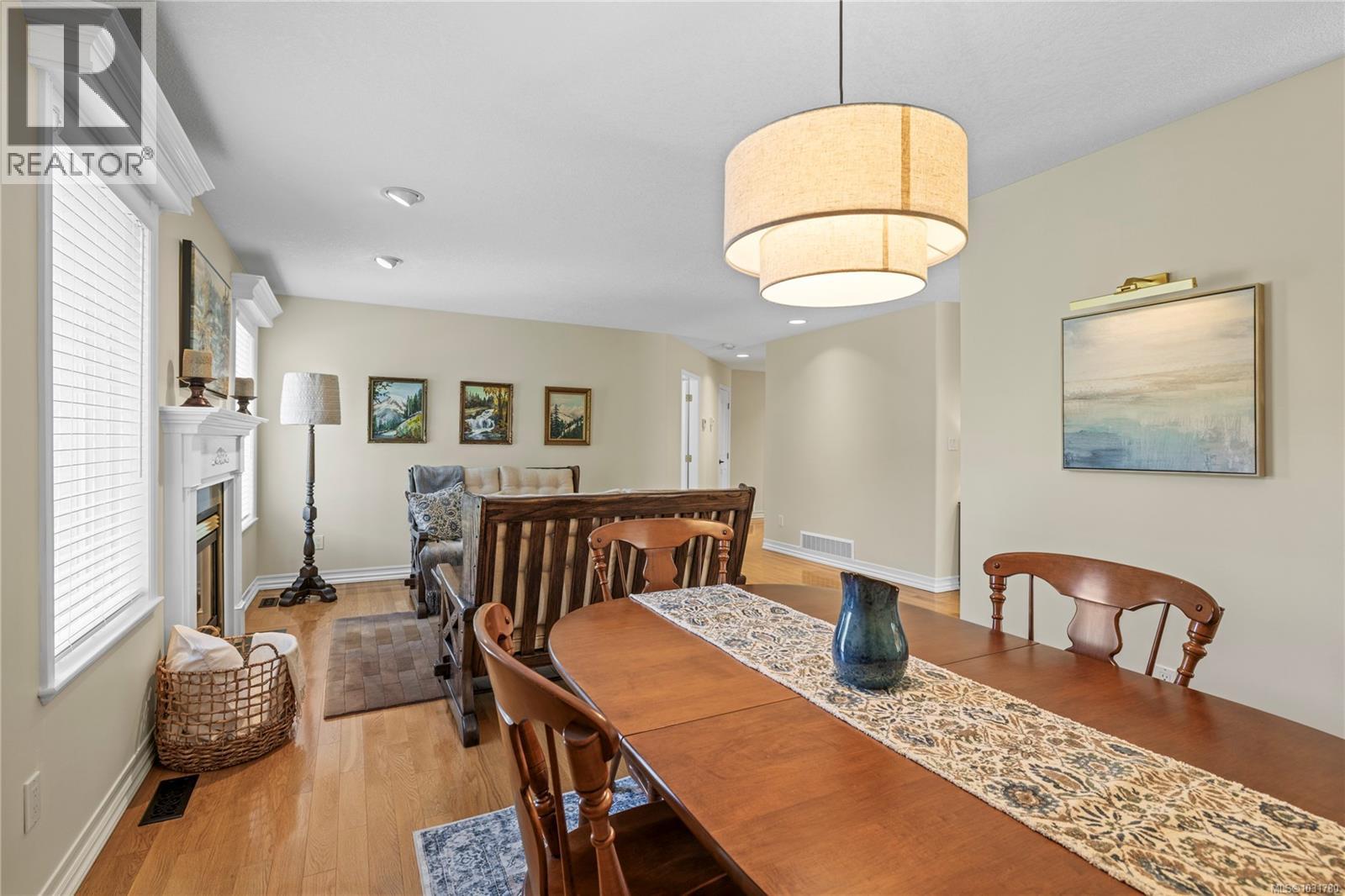 501 MUIRFIELD CLOSE - 10