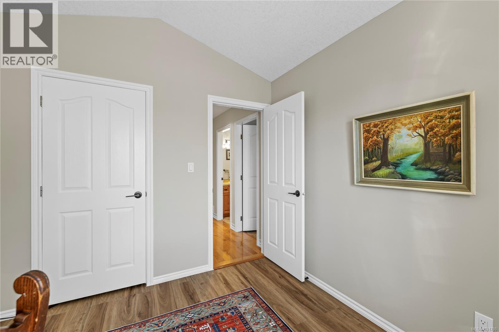 501 MUIRFIELD CLOSE - 20