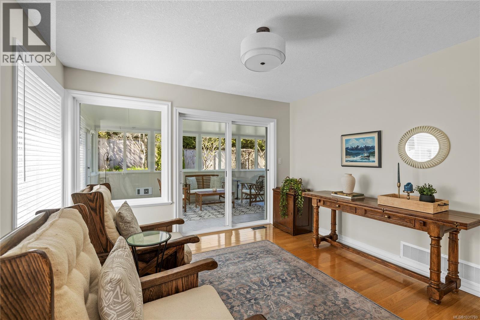 501 MUIRFIELD CLOSE - 25