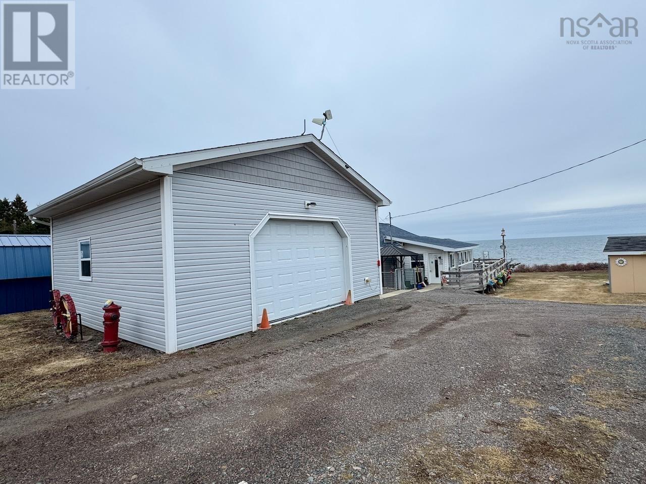 Property 3 of 25 of 402 SMITH POINT Road