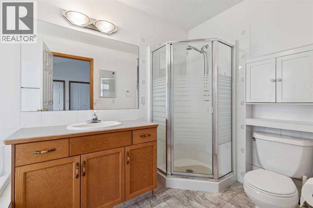 Single Family House Bi-level for Sale in  Anaheim Green NE Monterey Park Calgary 