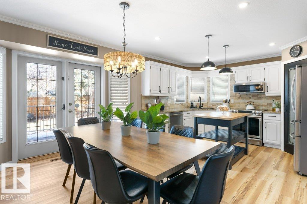 18 PARKWOOD DR, St. Albert