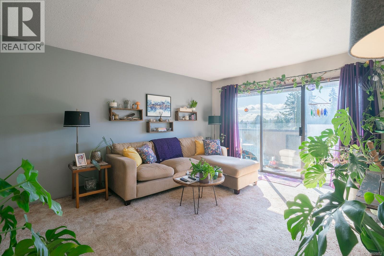 #303 550 Bradley St - 2