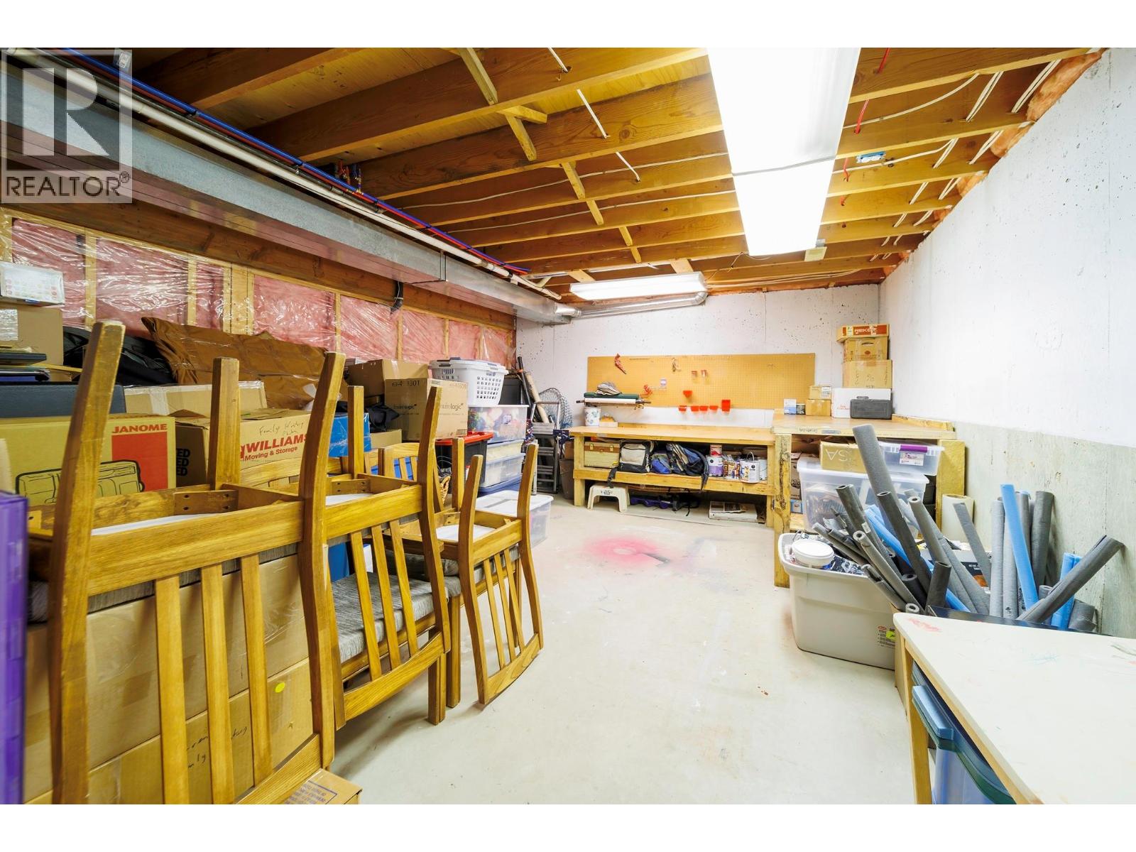 10943 Eva Road, Lake Country