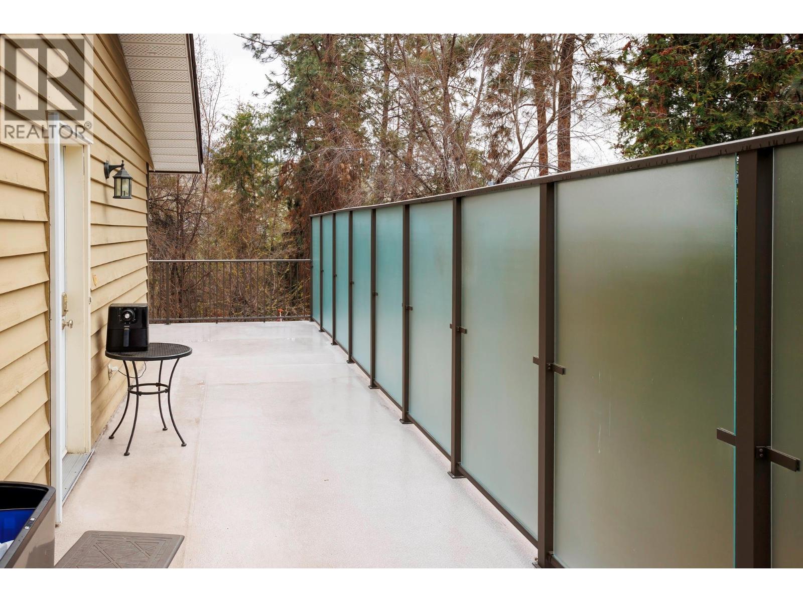 10943 Eva Road, Lake Country