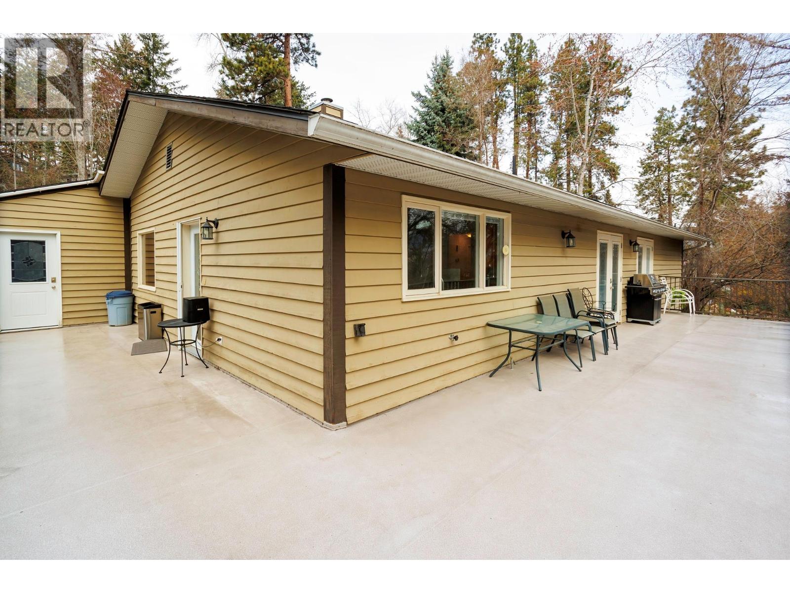 10943 Eva Road, Lake Country