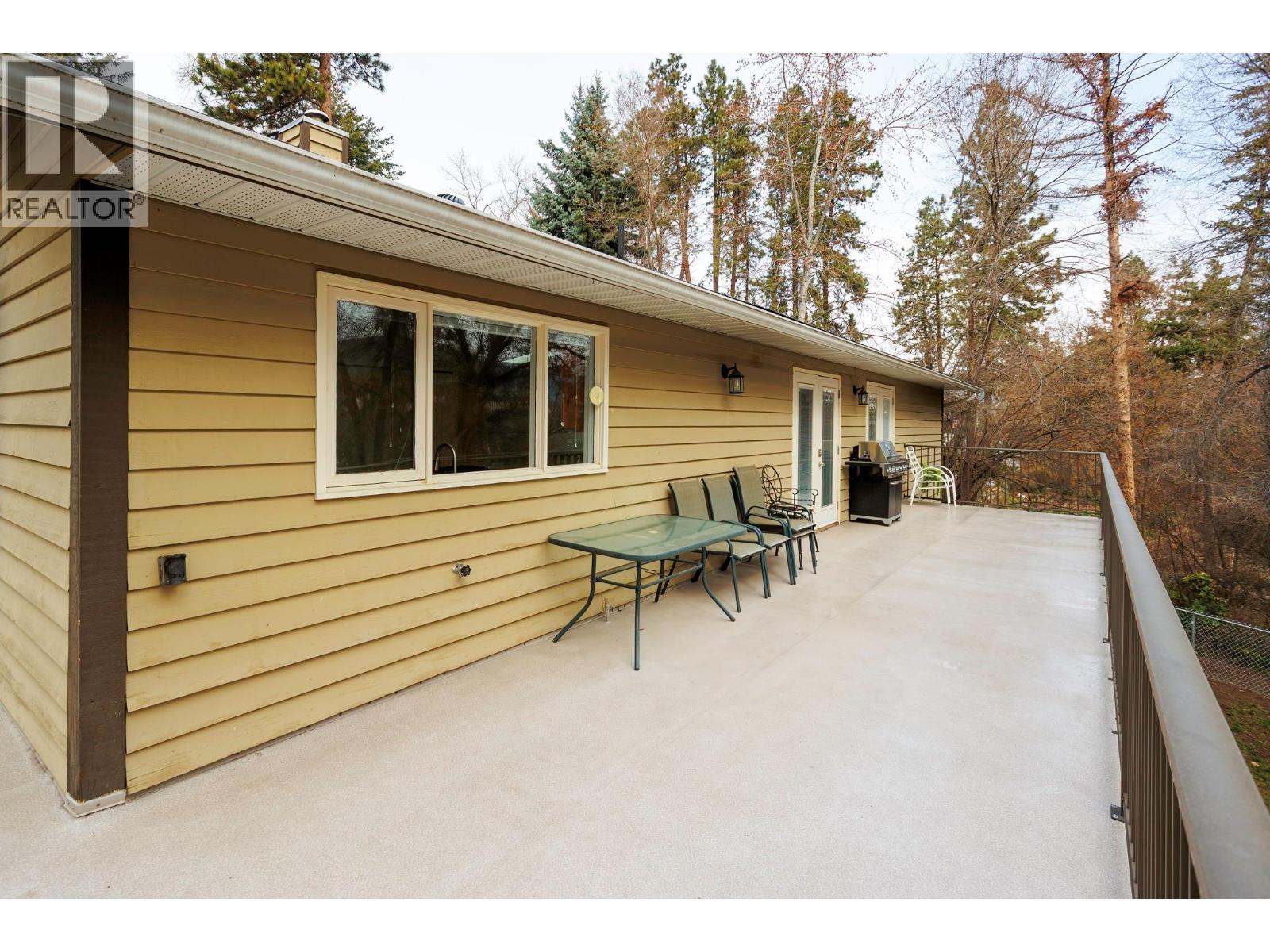 10943 Eva Road, Lake Country