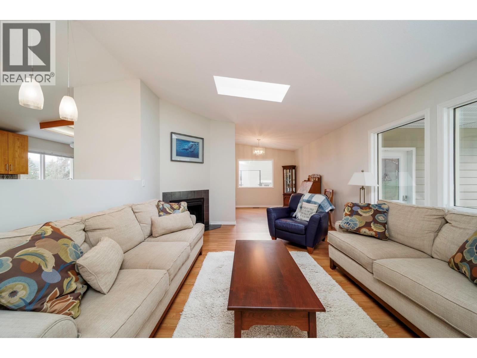 10943 Eva Road, Lake Country