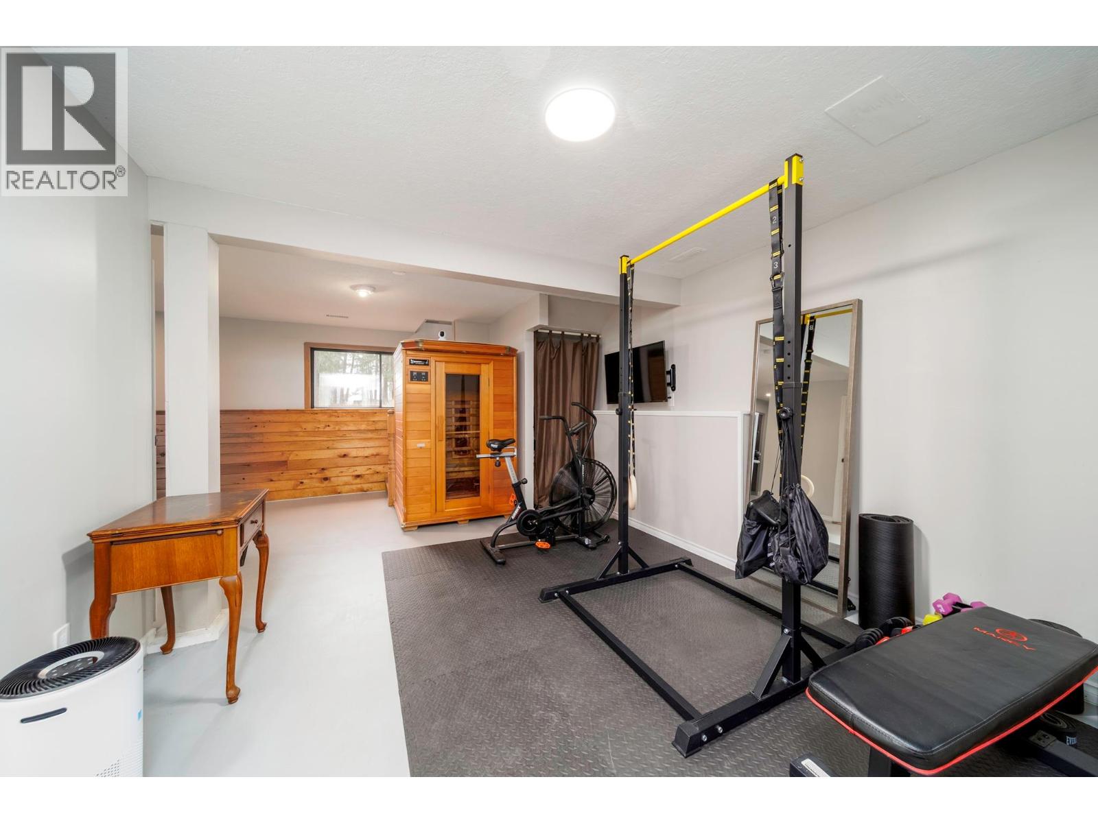 11011 Hallam Drive, Lake Country