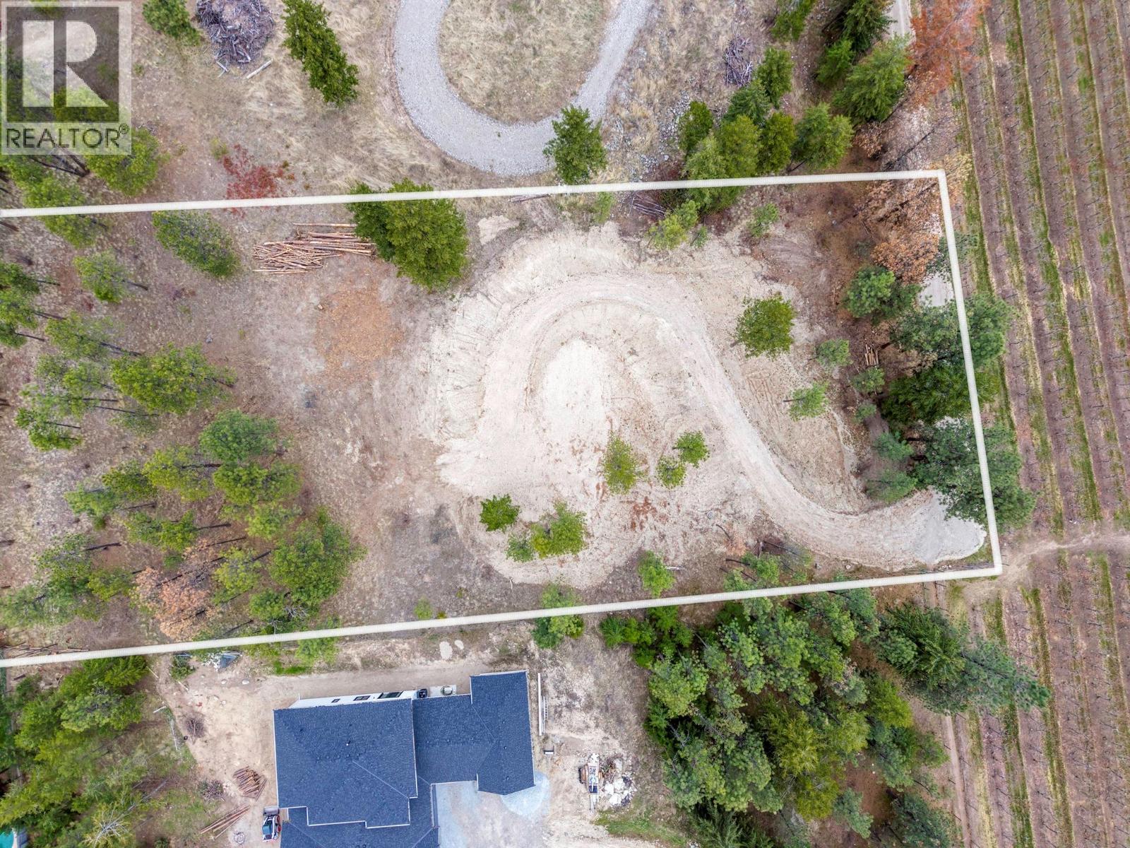 11011 Hallam Drive, Lake Country