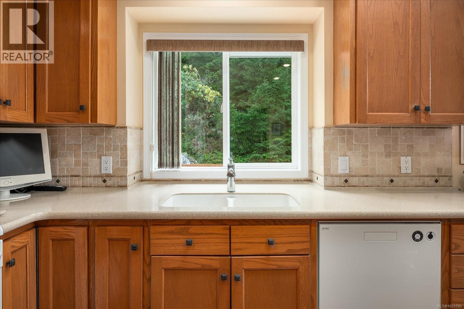 548 FOURNEAU WAY - 21