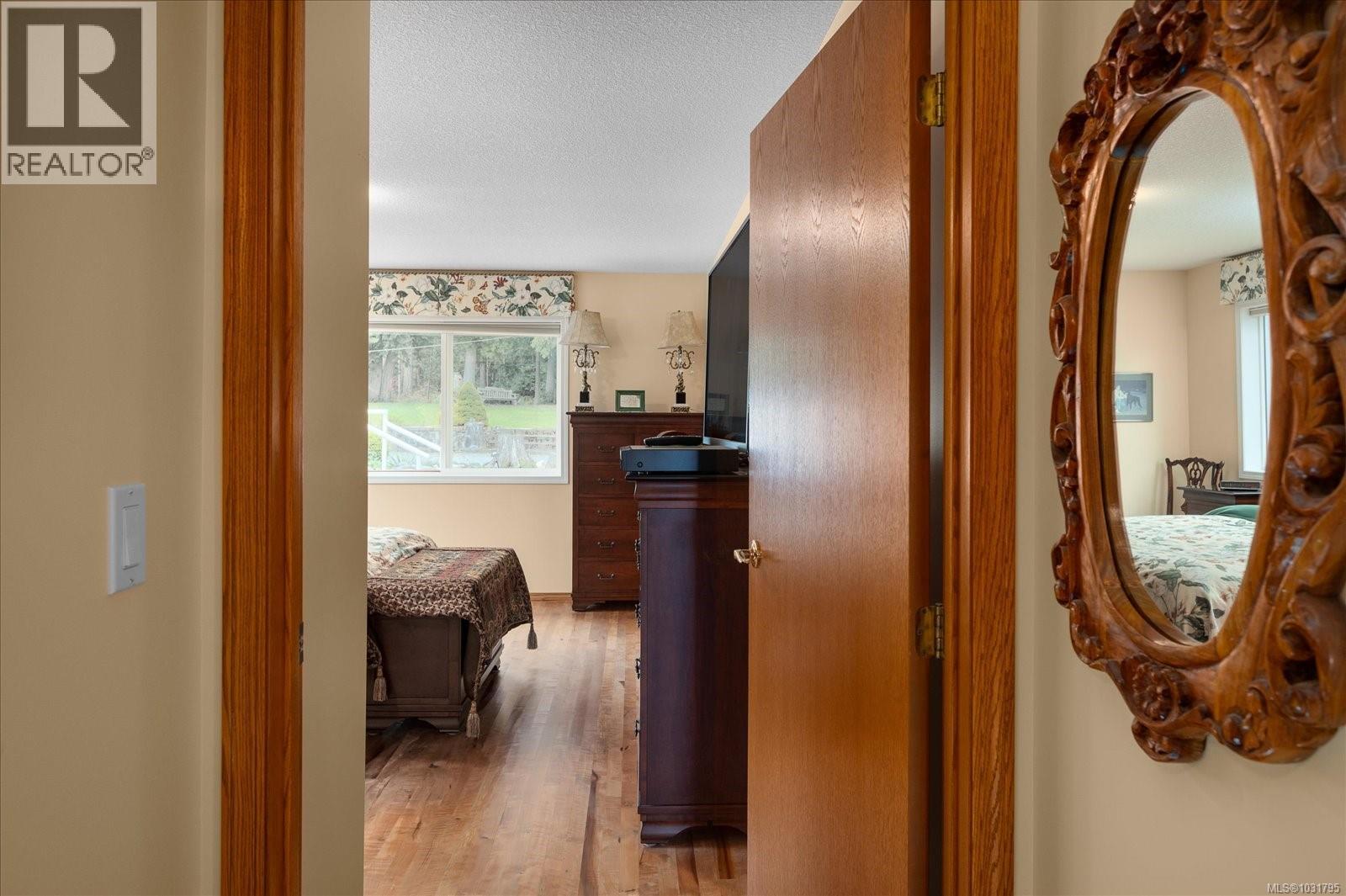 548 FOURNEAU WAY - 31