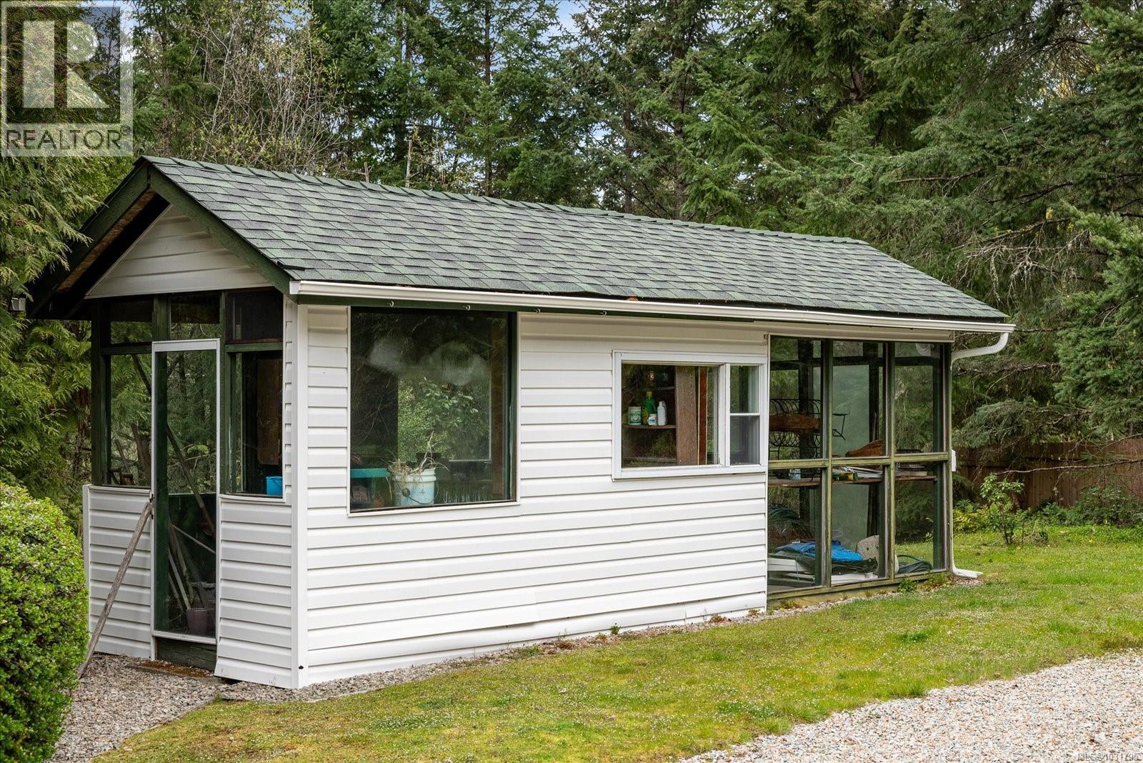 548 FOURNEAU WAY - 47